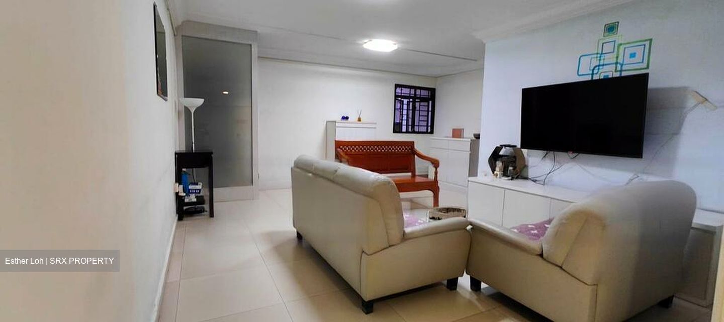 Blk 211 Jurong East Street 21 (Jurong East), HDB 4 Rooms #485906871